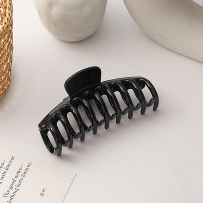 Sweet Scrub Color Acrylic Grasp Clip Simple Oval Hollow Leopard Grasp Hair Crab for Women Makeup Bath Hair Accessories